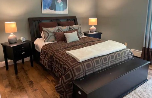 Sherman House | Slice of Paradise in the Country