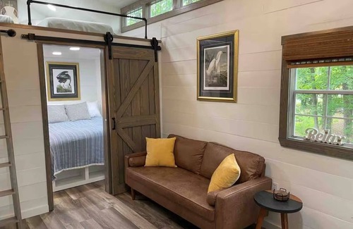 Crane Hill Cabin | Slice of Smith - A Rustic Smith Lake Experience!