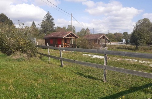 Le Frasnois Ski Chalet | Small 4-seater chalet, classified site of the 4 lakes and Hérisson waterfalls