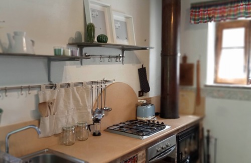 SantʼAngelo in Pontano Cottage | Small cottage near the Sibillini Mountains