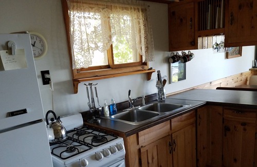 Copper Harbor Cottage | Small Cottage on the water