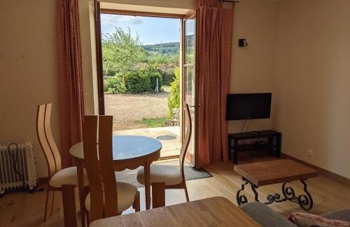 Sailly House | Small Gte For 2 With Pool In Peaceful Burgundy