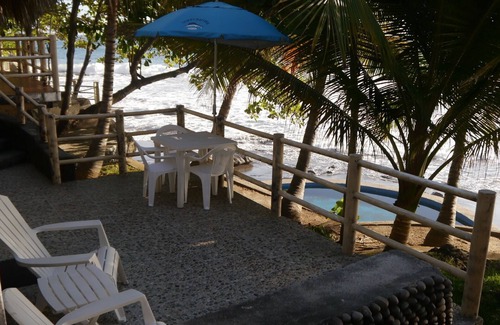 Xanadu House | Small Hideaway on a Romantic small Private Beach with Exquisite Views.