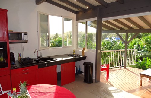 Goyave House | Small house swimming pool very beautiful mountain view 2 bedrooms