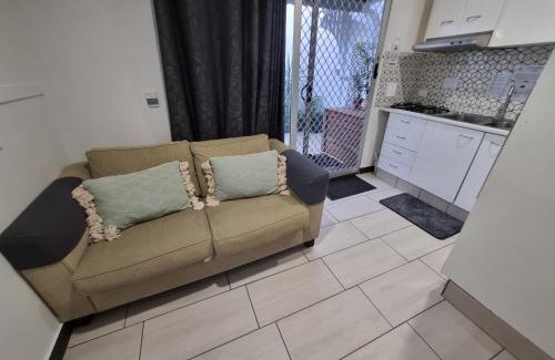 Caloundra Apartment | Small PET FRIENDLY Granny flat with paved courtyard