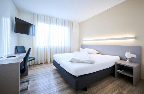 Lachen Hotel | Smart Hotel Kreisel -Self check-In