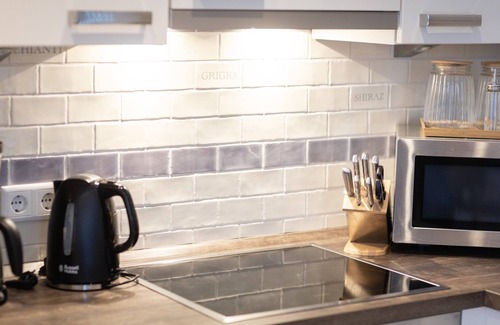 Bad Zwischenahn Apartment | SmartFewo: Lichtermeer | lake terrace | sauna