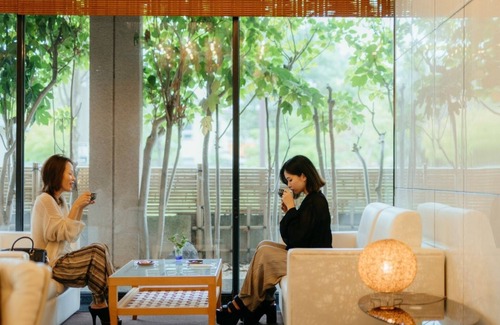 Akahodani Onsen Hotel | Smoking Breakfast included Modern spacious JapaneseWestern room Special offer 2 people /Kaga Ishikawa