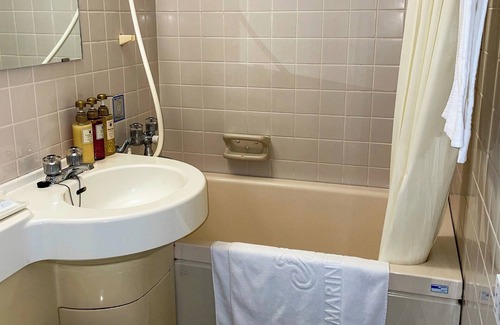 Ichihara Hotel | Smoking Room only double room Perfect for busin/Ichihara Chiba