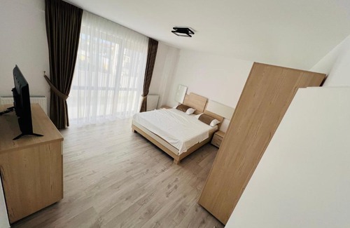 Selimbar Apartment | SNC Residence V