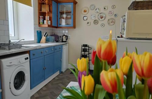 Arnol House | Snowberry Cottage