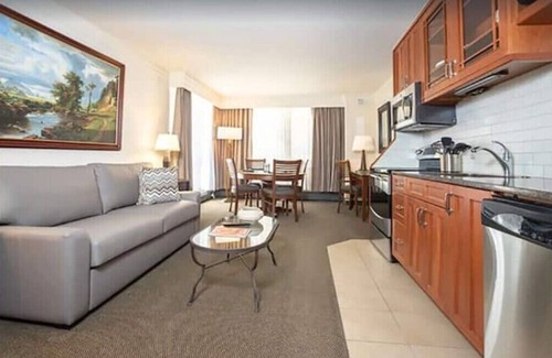 Salt Lake Mountain Resorts Condo | Snowbird Cliff Club SKI IN/OUT 1 Bedroom sleeps 6 February 28 - March 3nn