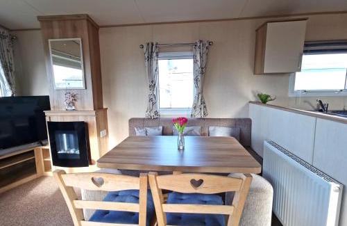 Llwyngwril House | Snowdonia Sunbeach Holiday Sea and Mountain view