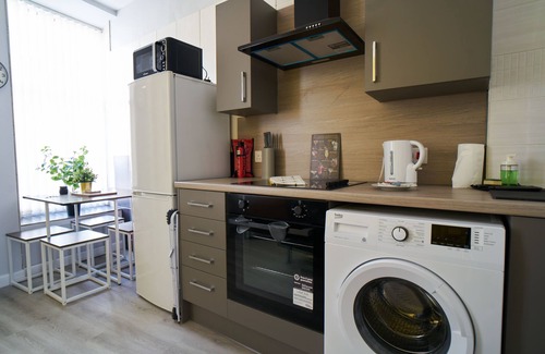 Lanark House | Snug 1 bedroom apartment