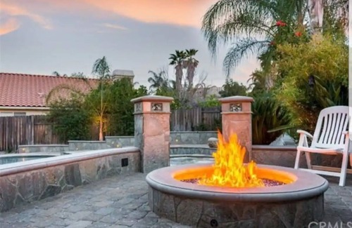 Valle Vista House | Soboba casino Oasis -Bar/Pools Hot Tub/Fire Pit