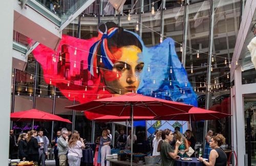 Rush and Division Hotel | Sofitel Chicago Magnificent Mile