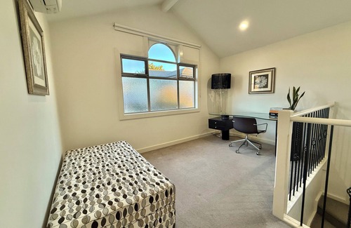 Camberwell House | Soft Modern Glamour in the Heart of Camberwell