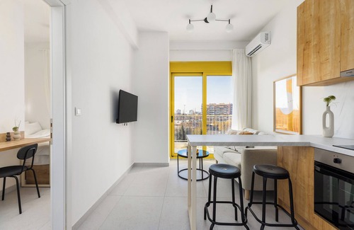 Thessaloniki Apartment | Soho Harbor by halu!