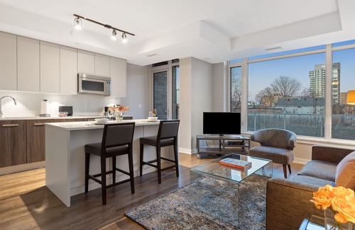 Little Italy Apartment | SOHO Residences Champagne
