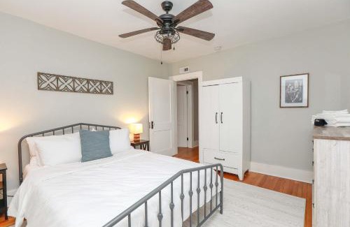 Ghent Apartment | Sojourn at Colley Manor Unit 2