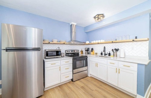 East Ocean View Apartment | Sojourn's Harborage S