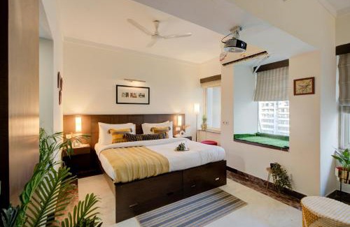 Indirapuram Apartment | Sojourn stayz- stylish private studio with projector