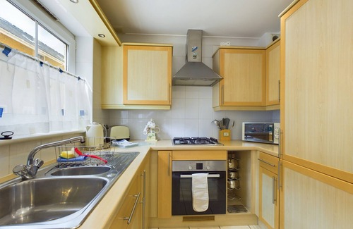 Bembridge Ski Chalet | Solent Landing No. 12A - Beachfront