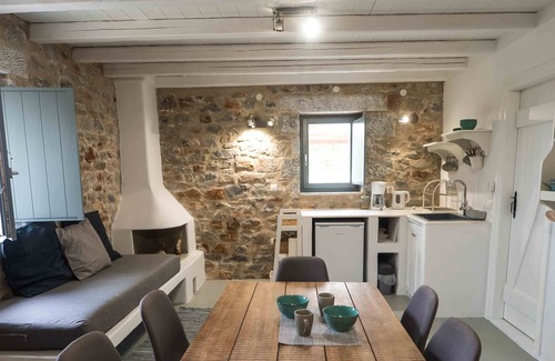 Kokkala Apartment | Soloterra tower, East Mani