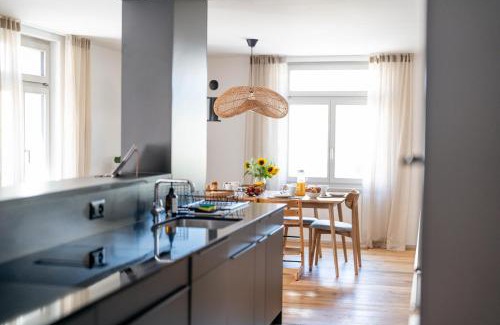 Kuessnacht Apartment | SOLUNA STAY I See & Berge I Luzern I Familienfreundlich I Ski I Self-check-in I Free Parking