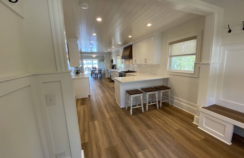Delavan Lake House | Some Aug '26 Availability Breathtaking Waterfront home on WATER w/Private Pier