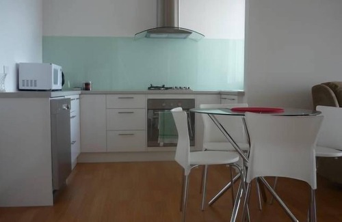 Somers Apartment | Somers Holiday accommodation with stunning balcony seaviews and private garden