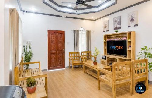 Loon House | Sondol Beach House