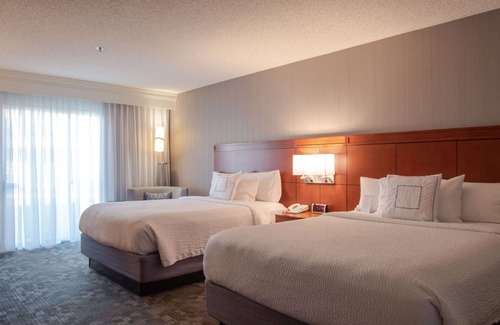 Camarillo Hotel | Sonesta Select Camarillo