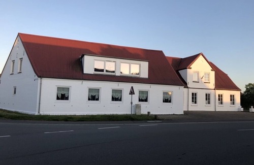 Klanxbuell Apartment | Sonnendeck Klanxbüll - Direkte Lage zum Bahnhof Nach Sylt für 2 Personen