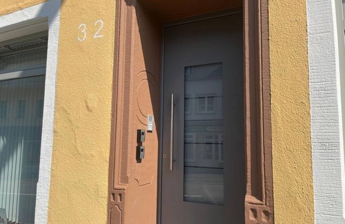 Hermeskeil Apartment | Sonnenschein Apartment - Sunshine apartment, 2 bedrooms, shower, WC