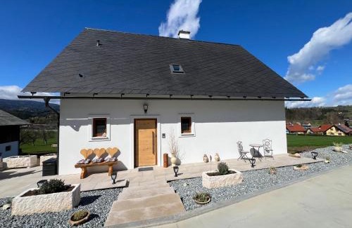 Gemeinde Großradl Apartment | Sonnenschein Appartement- und Ferienhaus mit Terrasse und Garten