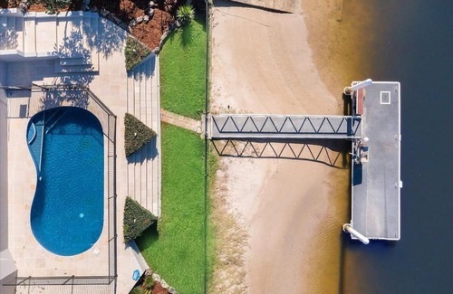 Sorrento House | Sorrento Waterfront Retreat,Pool