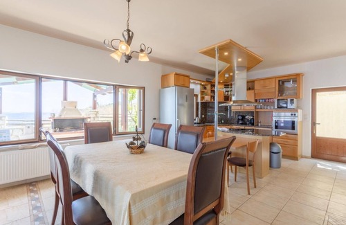 Katochori Villa | Souda Bay View - Five Bedroom Villa, Sleeps 12