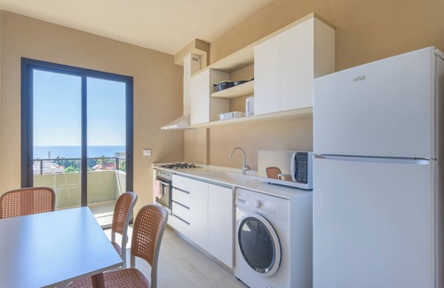 Batroun Apartment | Soukside Haven 3BR 24/7 Electricity