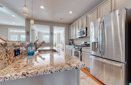 Sawgrass South House | SOUL OF SAWGRASS - Spectacular 4BD & 3.5BA Townhouse - Sleeps 10 - Resort-Style Community