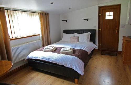 Talgarth Bed & Breakfast | Sound of the River