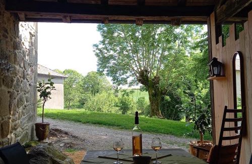 Labastide-du-Haut-Mont Bed & Breakfast | Sous Le Tilleul