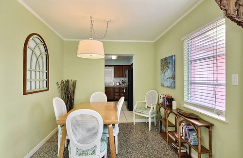 Vero Beach House | SOUTH BEACH & PARK Just a Hop Skip & Jump CORAL COTTAGE Fun Seaside Vero
