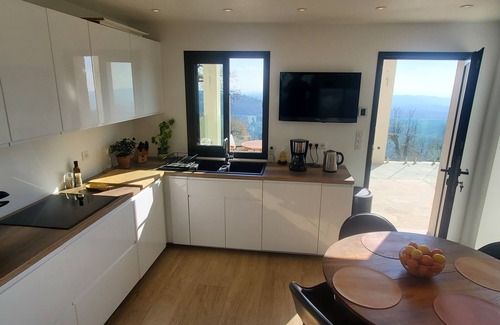 Magagnosc Villa | South facing Villa with Panoramic Sea View, POOL, AC, Quiet