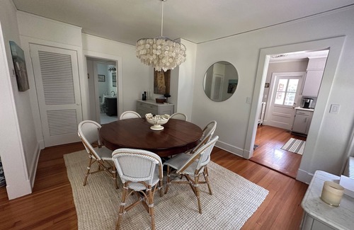 Egypt Lane Historic District House | South of the Highway East Hampton Village Traditional walk to everything