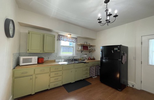 Ashland House | South Superior Escape