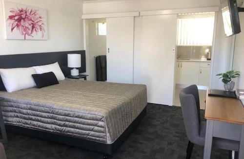 South Tamworth Hotel | South Tamworth Motor Inn
