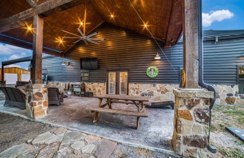 Goliad House | South Texas Ranch Getaway