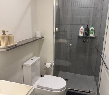 Southbank Apartment | Southbank 2BR with Pool & Views