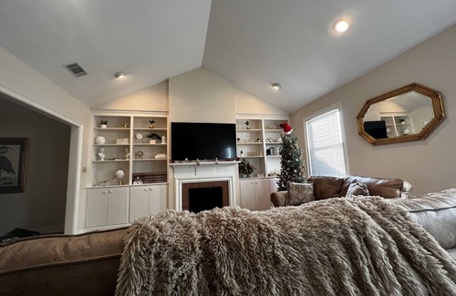 Albany Apartment | Southern Charm